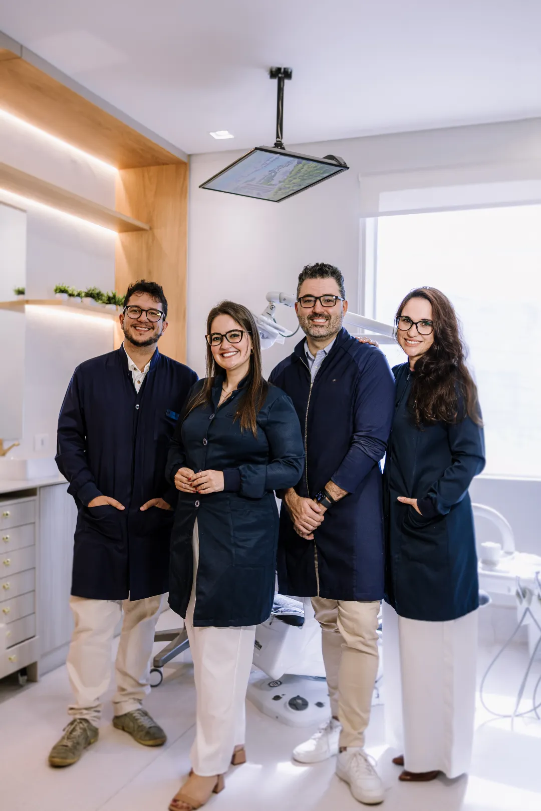Equipe de dentistas da OdontoCentro, clínica odontológica no centro de Botucatu