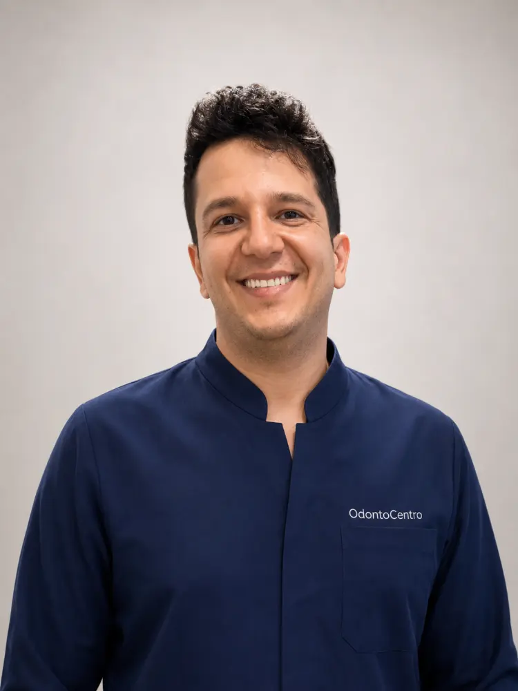 Implante Dentário em Botucatu com o Dr. Leonardo Bragiatto, OdontoCentro