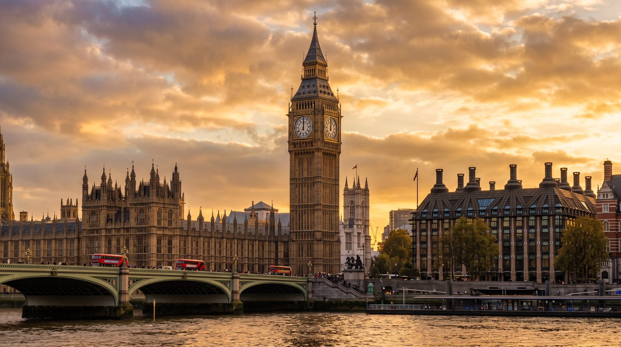 Vista do Big Ben e do Parlamento em Londres ao fundo
